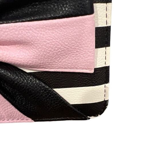 Betsey Johnson Wristlet Wallet NWT lot of 2 - Picture 10 of 11